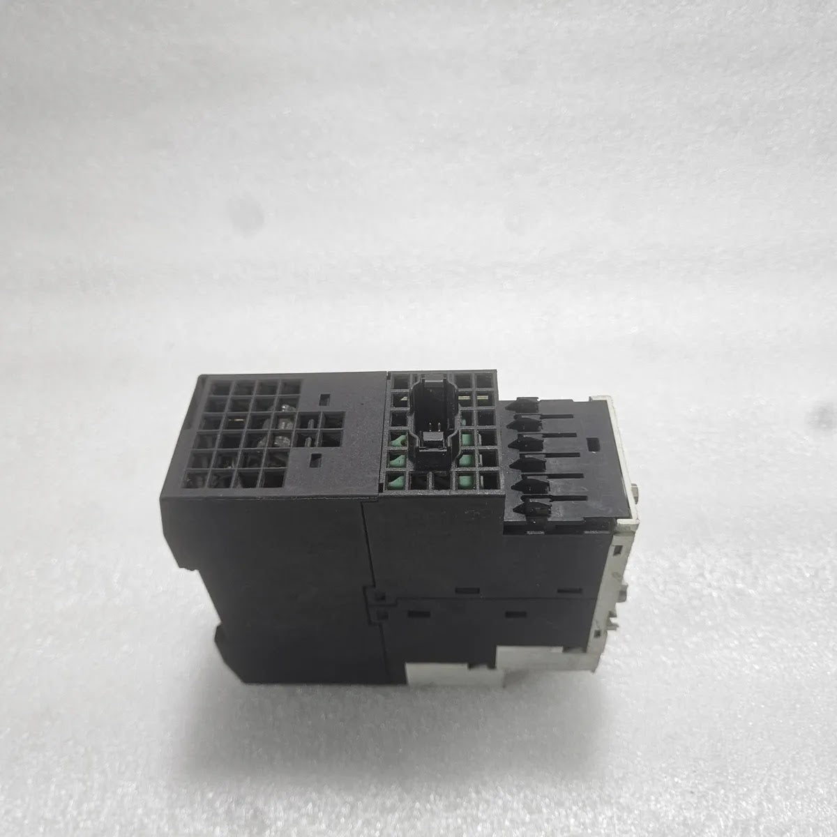 Siemens 3UF7010-1AU00-0 SIMOCODE Pro V Motor Management PROFIBUS