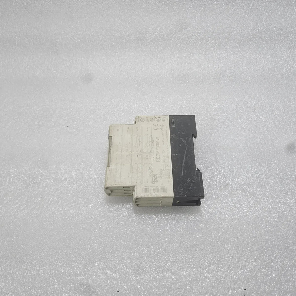Telemecanique RE7MY13MW Timing Relay 24-240V AC/DC 0.05s-300h