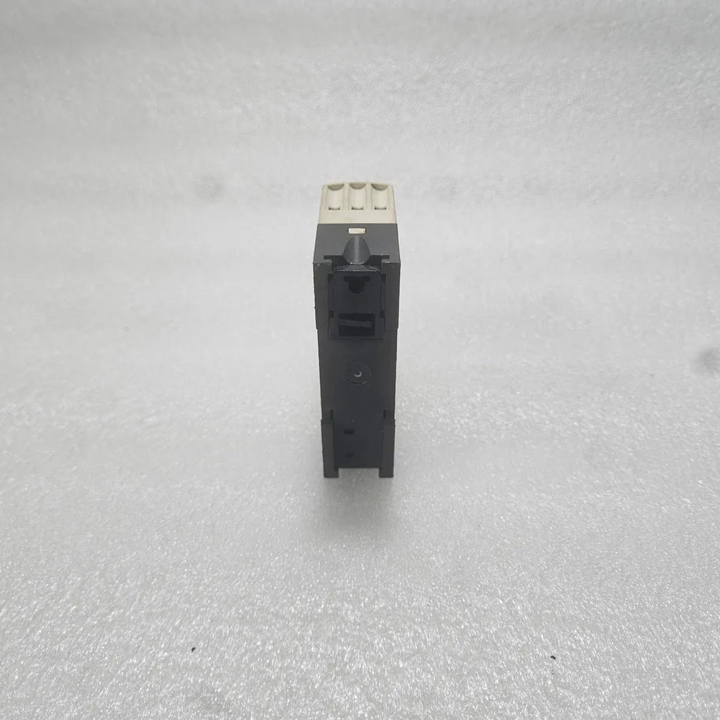 Telemecanique RE7MY13MW Timing Relay 24-240V AC/DC 0.05s-300h