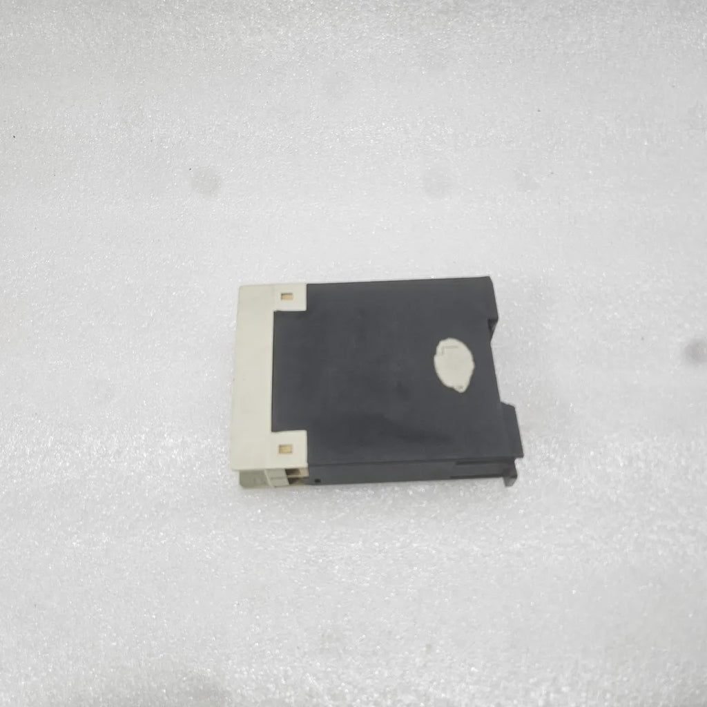 Klockner-Moeller TE-11 Timing Relay Module 10-30s