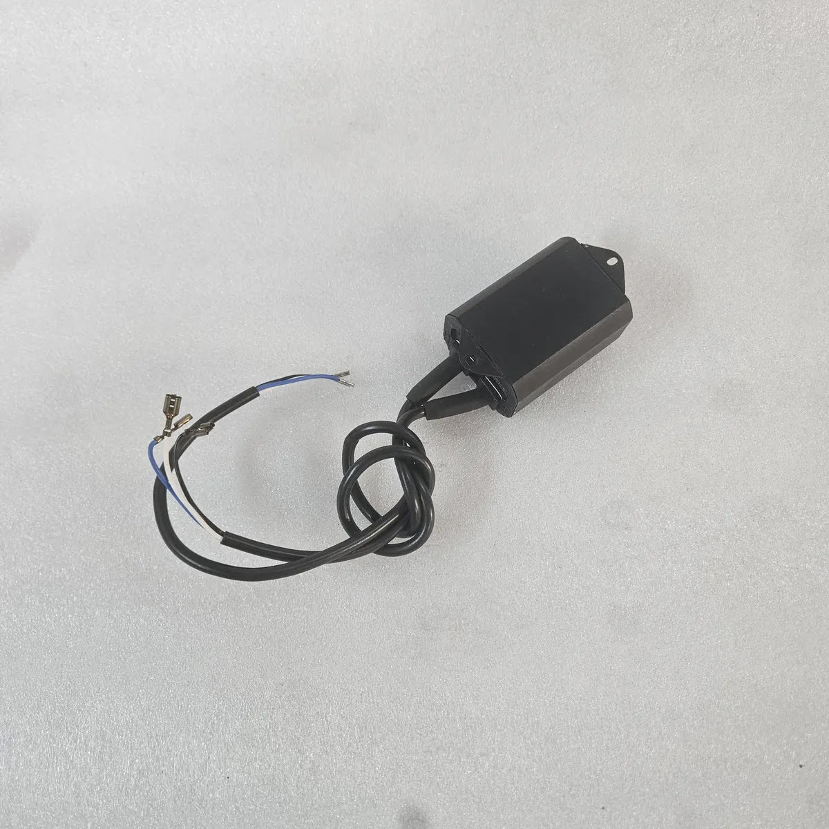 Aqua Signal 21166031 Transformer 115V/230V 10VA 50/60Hz New Surplus