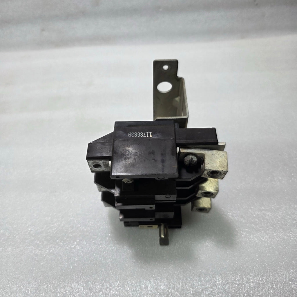 3-POLE INDUSTRIAL CONTACTOR ASSEMBLY 11786839 | HEAVY DUTY ELECTRICAL SWITCHING