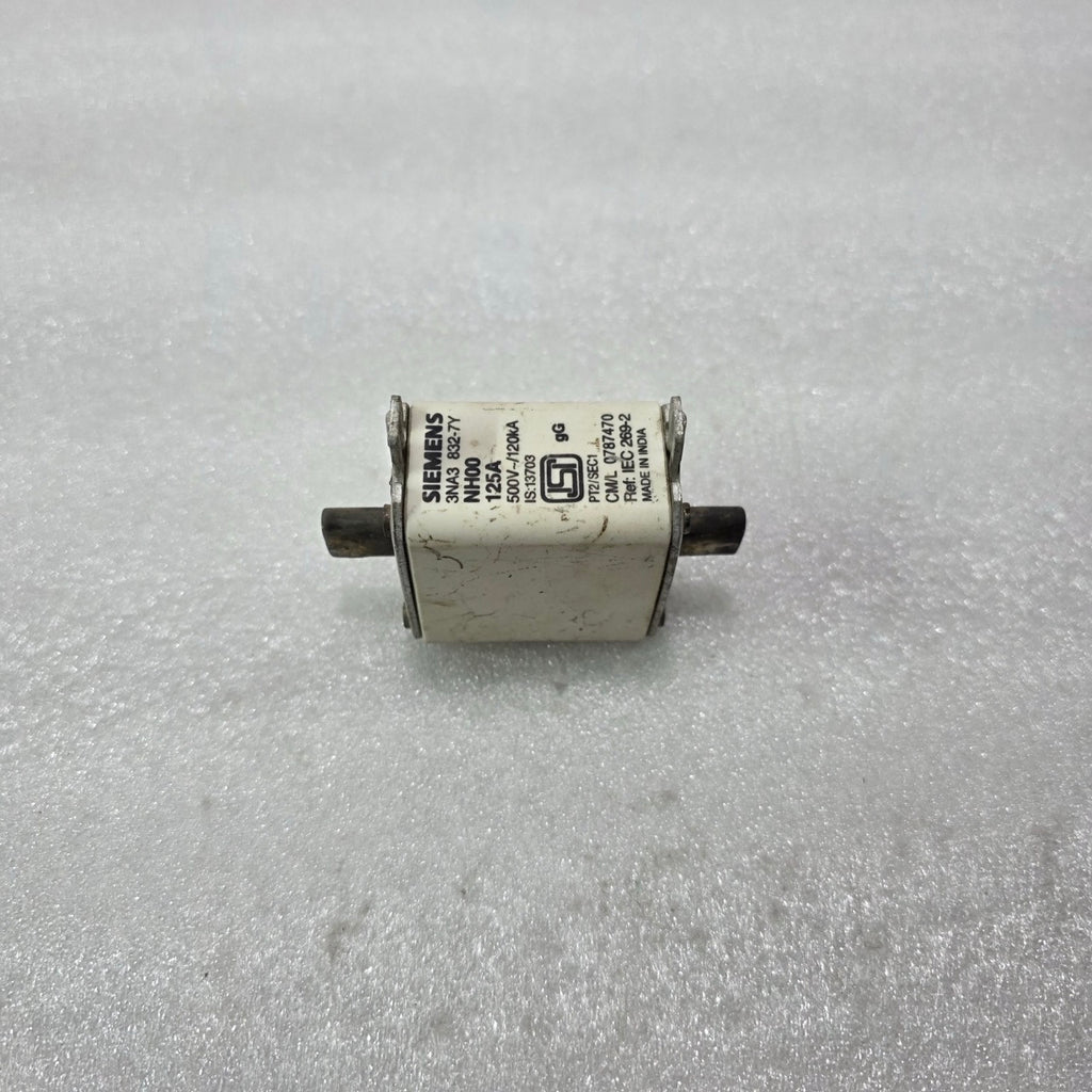 SIEMENS 3NA3 832-7Y NH00 HRC FUSE LINK 125A 500V gG 120kA