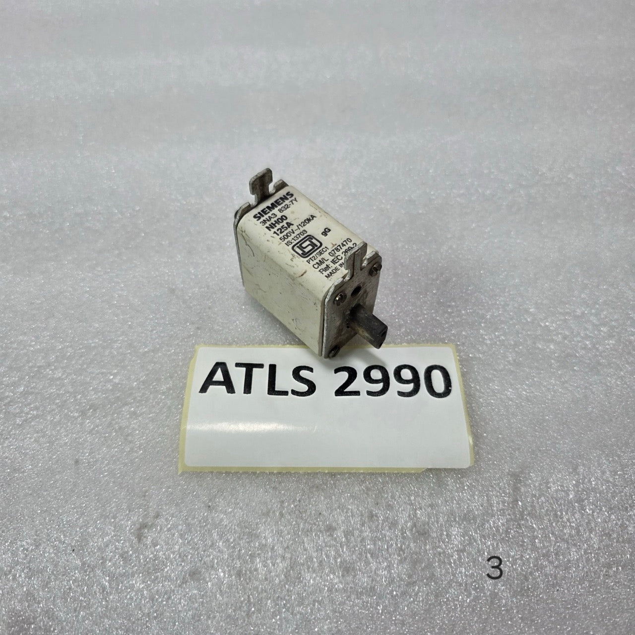 SIEMENS 3NA3 832-7Y NH00 HRC FUSE LINK 125A 500V gG 120kA