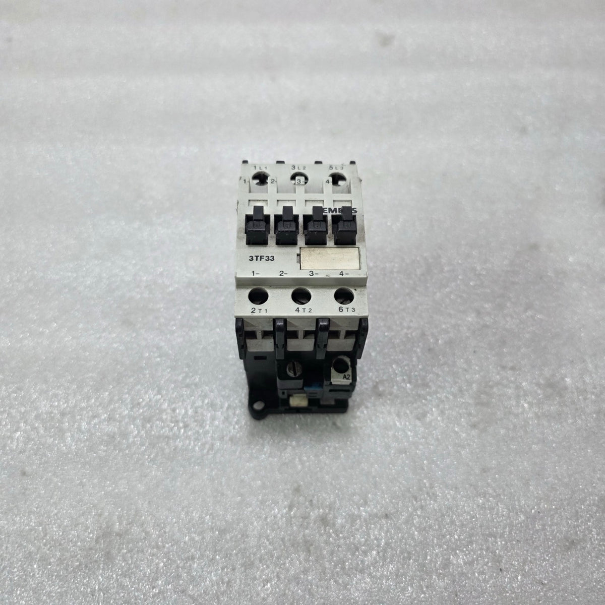 SIEMENS 3TF33 3 POLE AC CONTACTOR COIL 220VAC 50HZ / 264VAC 60HZ
