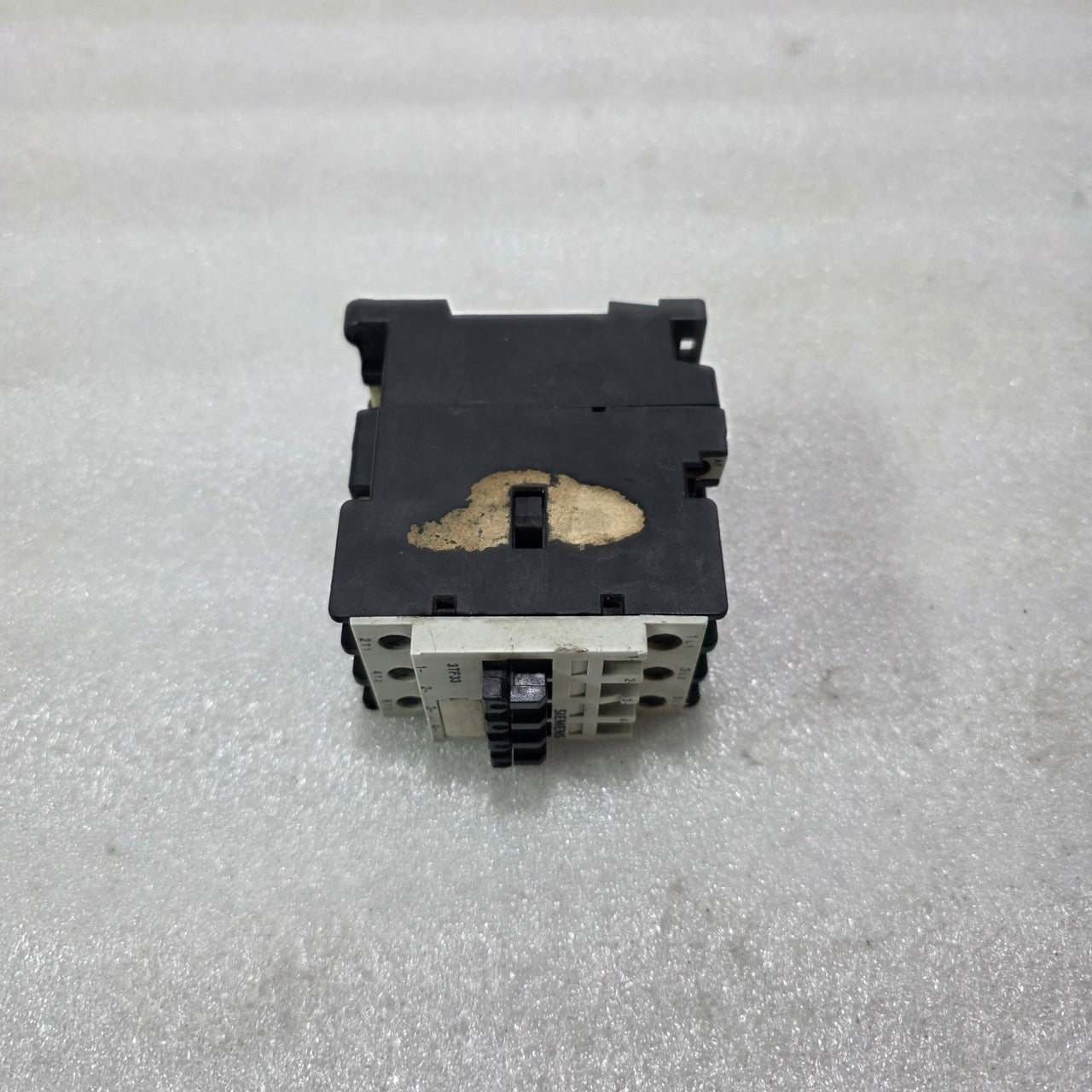 SIEMENS 3TF33 3 POLE AC CONTACTOR COIL 220VAC 50HZ / 264VAC 60HZ