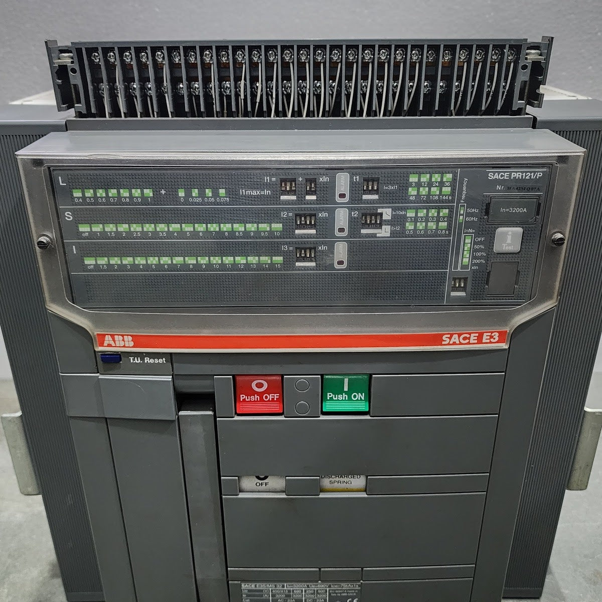 ABB SACE E3S/MS 32 3-POLE CIRCUIT BREAKER 1SDA058979R1 3200A