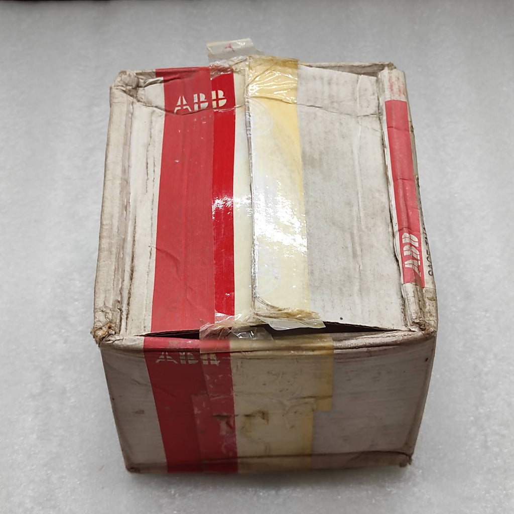 ABB 1SDA050985R1 SACE TMAX T2S 160 2A MCCB TMD2-20 3O F F CRACKED