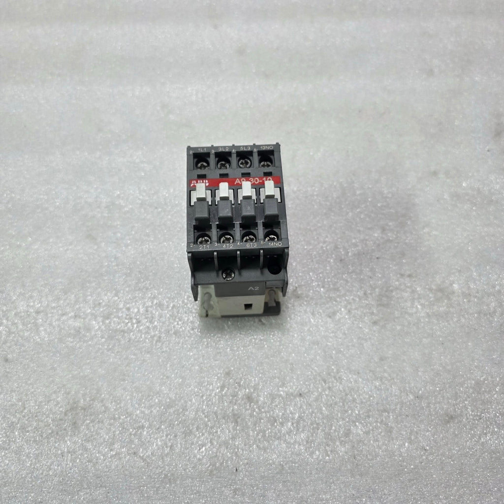 ABB A9-30-10 3 POLE CONTACTOR 9A 24VAC COIL 3NO 1NO AUX IEC 60947-4-1