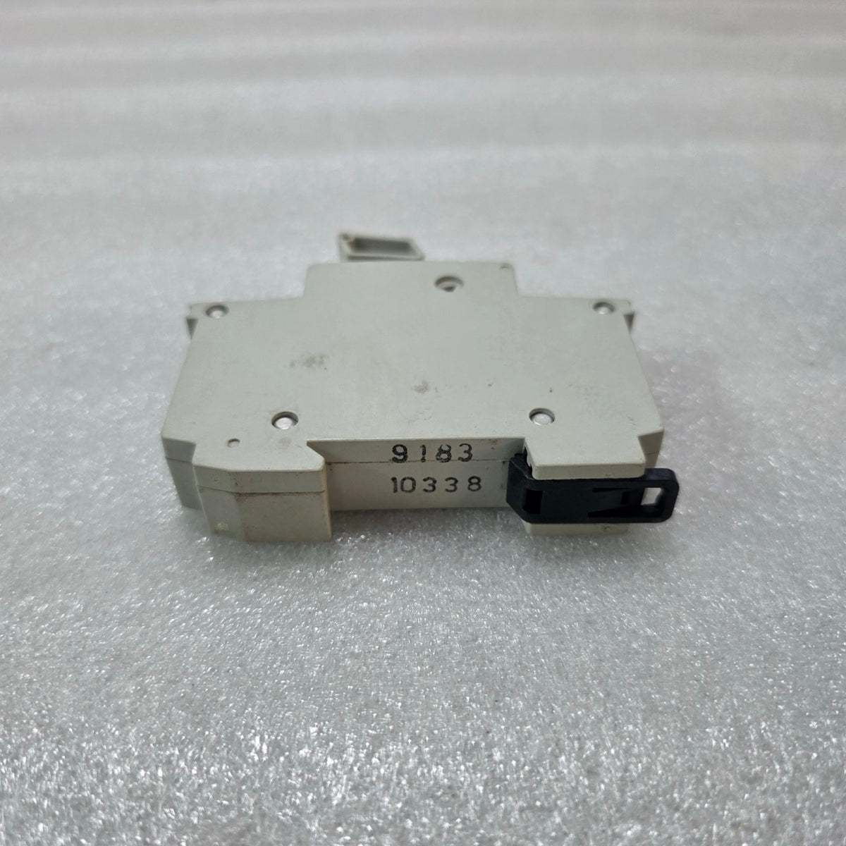 ABB E31 32A 1-POLE DIN RAIL FUSE HOLDER 500V 10.3x38mm INDUSTRIAL