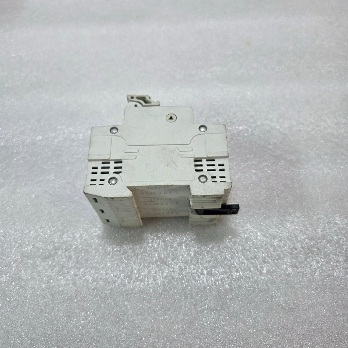 ABB E33 10.3X38 32A 3 POLE FUSE HOLDER 400V