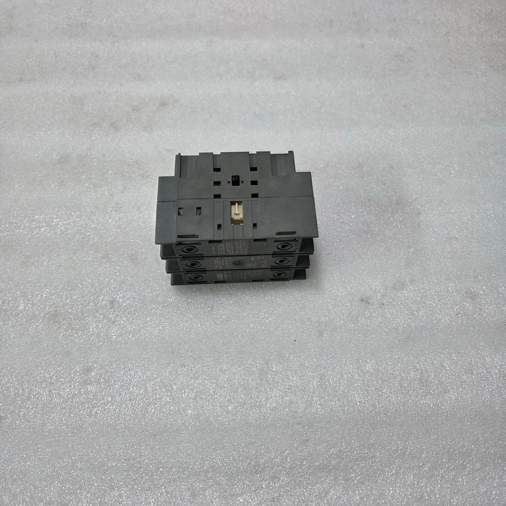 ABB OT100FT3 SWITCH DISCONNECTOR 100A 3-POLE | 600–750V AC INDUSTRIAL ISOLATOR S