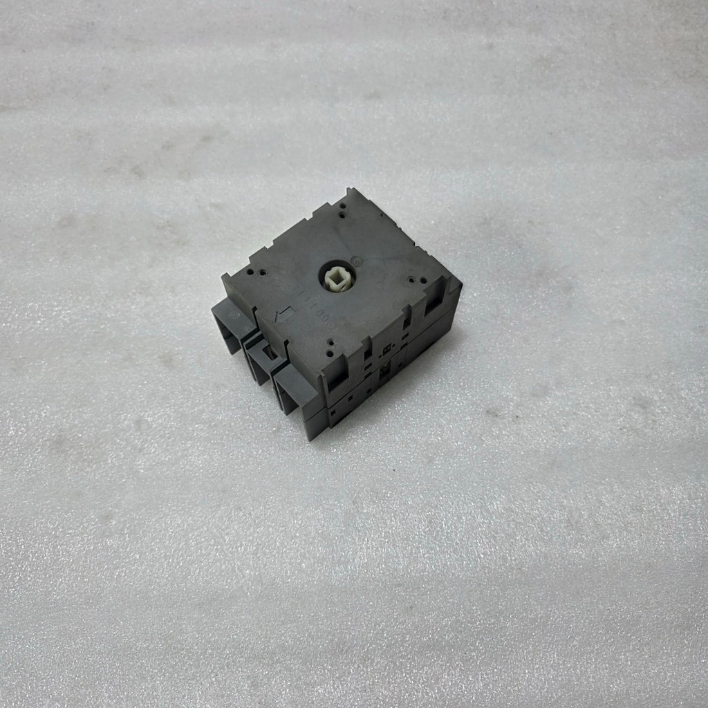 ABB OT100FT3 SWITCH DISCONNECTOR 100A 3-POLE | 600–750V AC INDUSTRIAL ISOLATOR S