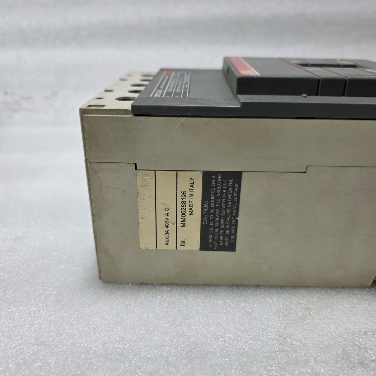 ABB SACE S5H MCCB 400A 690V 100kA IEC 947-2 3P SWITCH DAMAGED FOR PARTS