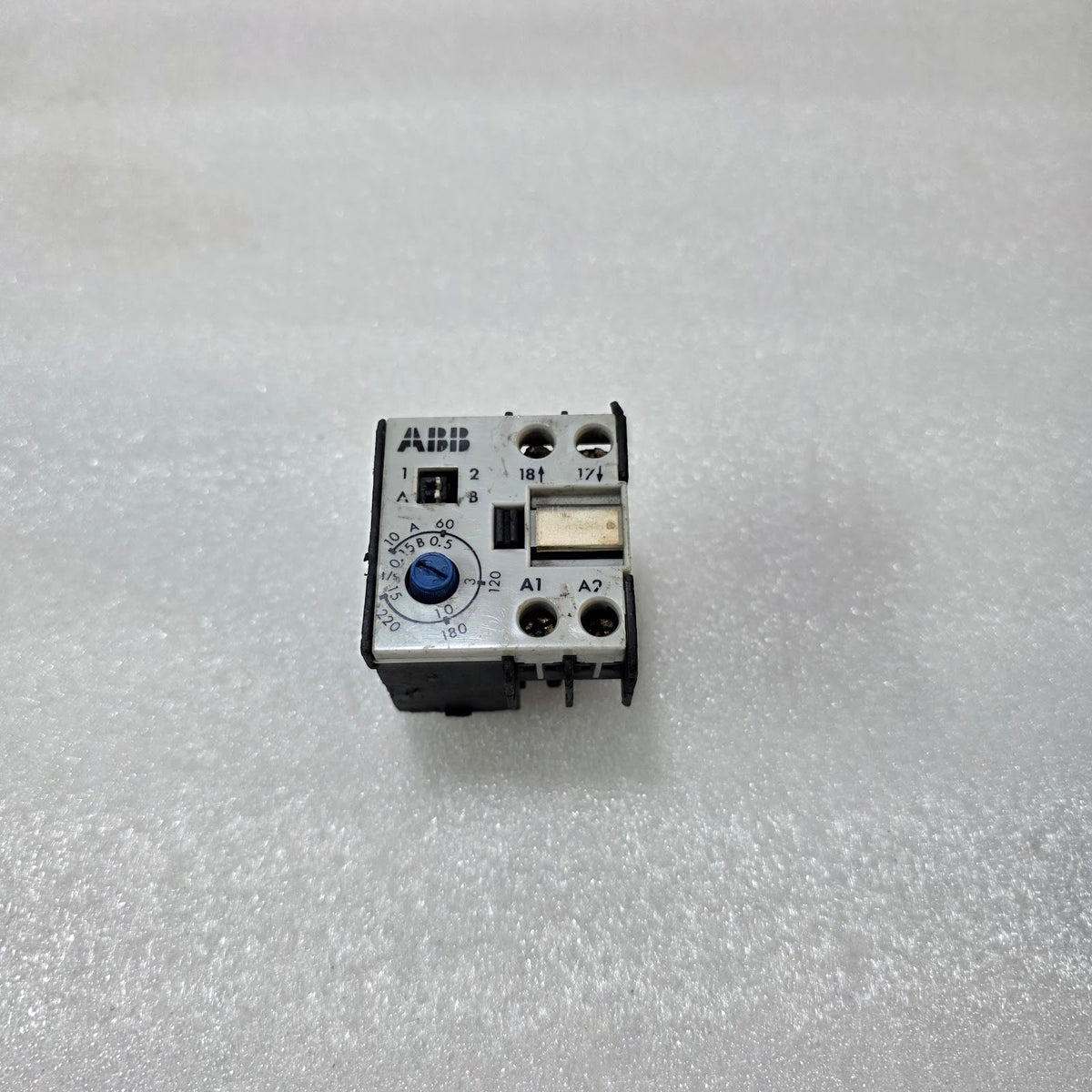 ABB TE75-440 TIME RELAY 220–440V AC/DC MULTIFUNCTION TIMER RELAY 0.1–180S