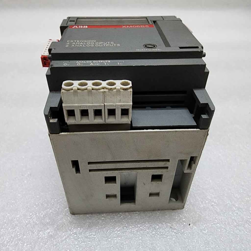 ABB XM06B5 ANALOG MODULE
