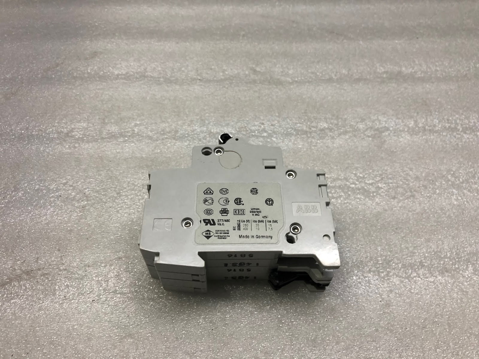 ABB A202 B16 400V GB10963 2-POLE CIRCUIT BREAKER 2CD-S252-001-R0165 27256280116
