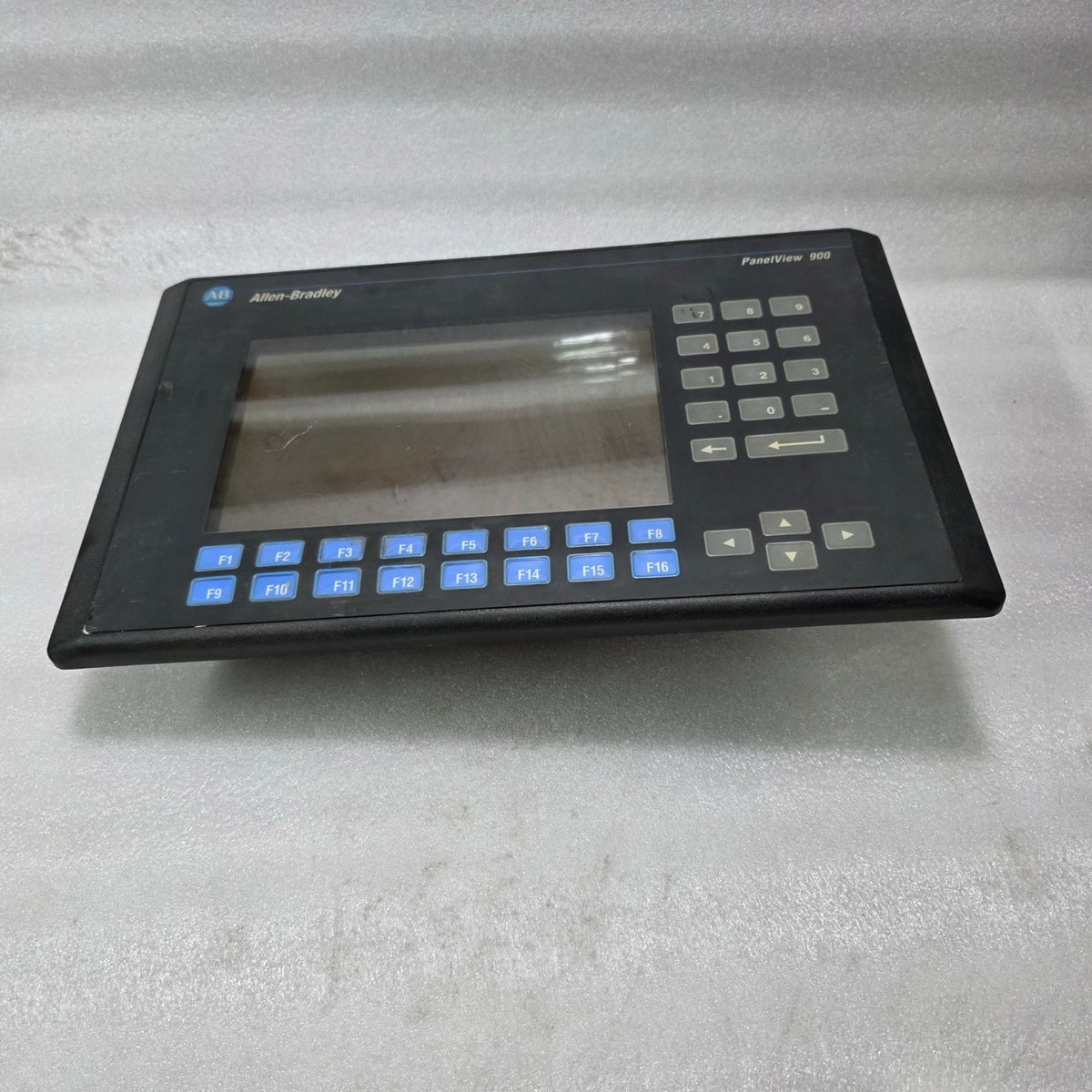 A BRADLEY PANELVIEW 900 OPERATOR INTERFACE TERMINAL KEYPAD FOR PARTS