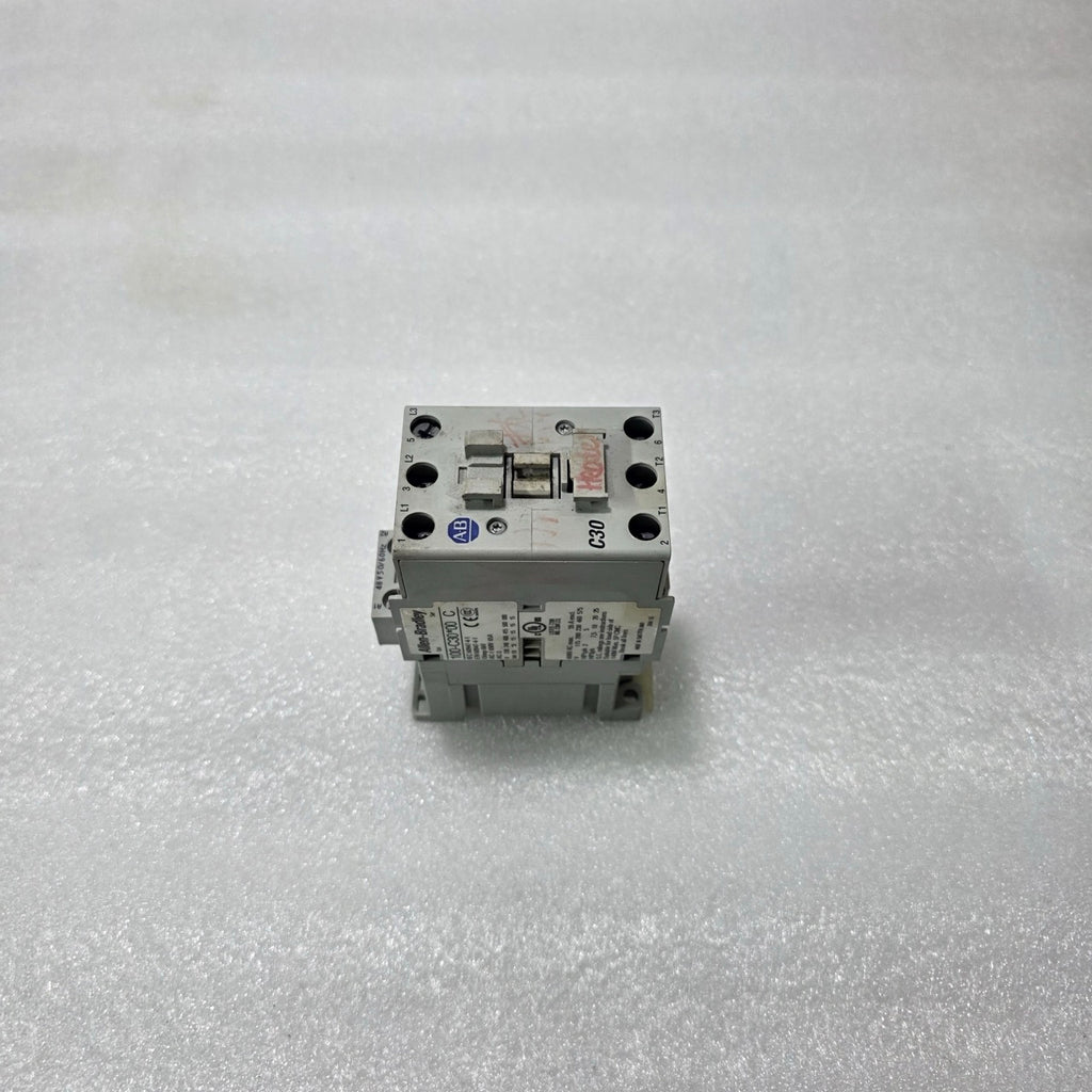 ALLEN BRADLEY 100-C30*00 CONTACTOR SER C 3 POLE 65A AC-3 690V 48V AC COIL MOTOR