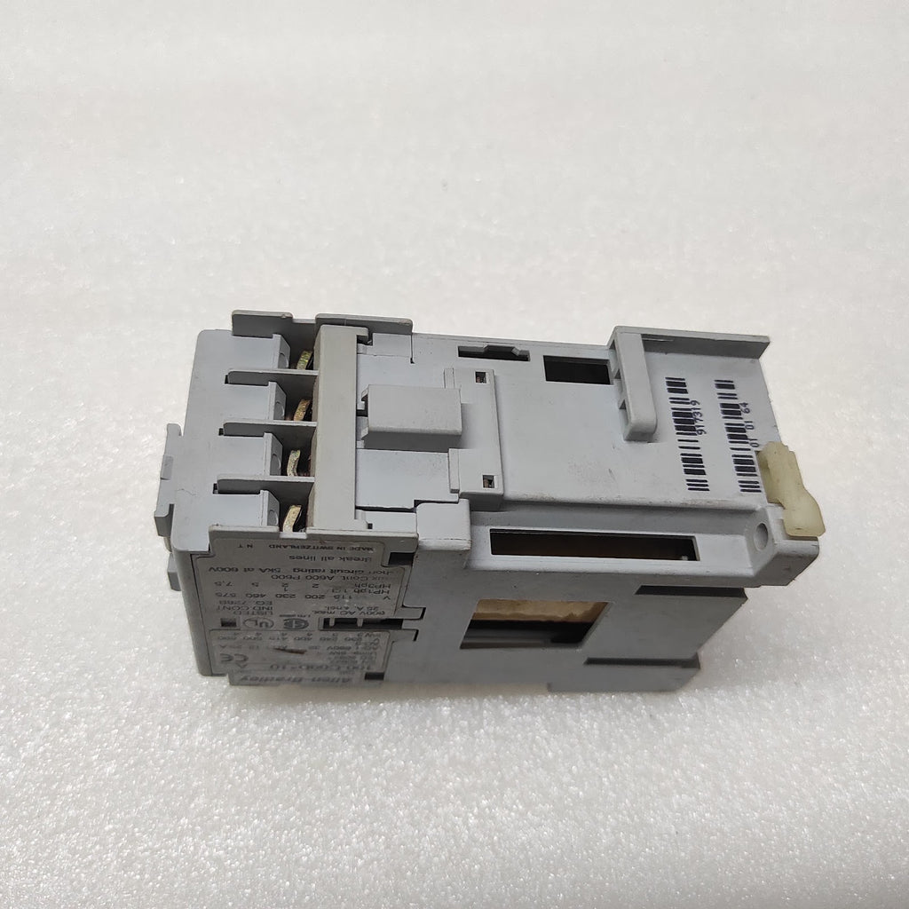 ALLEN BRADLEY CAT 100-C09D-10 MAGNETIC CONTACTOR COIL VOLTAGE 24VDC 100C09D10