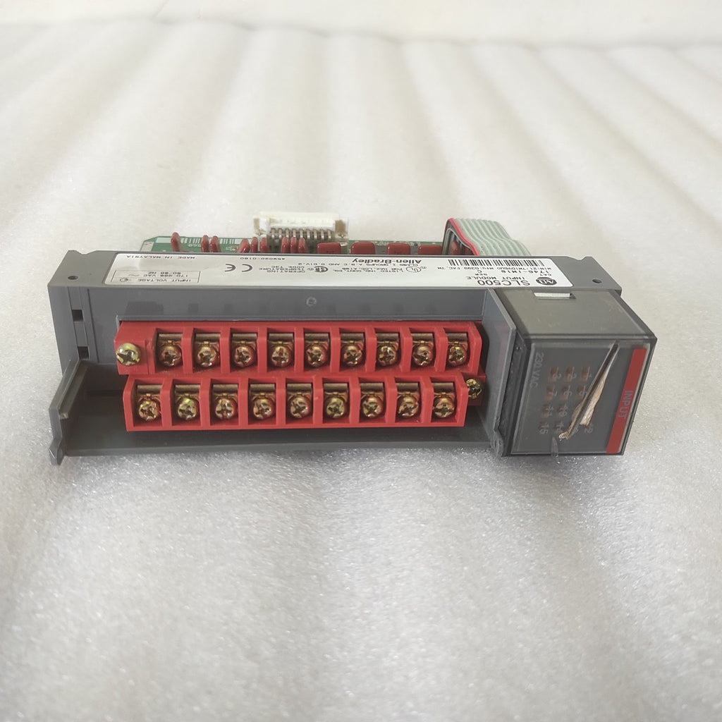 ALLEN BRADLEY CAT 1746-IM16 SLC500 INPUT MODULE