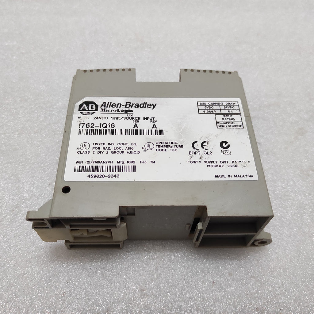 ALLEN BRADLEY CAT 1762-IQ16 16-POINT 24VDCSINK/SOURCE INPUT MODULE
