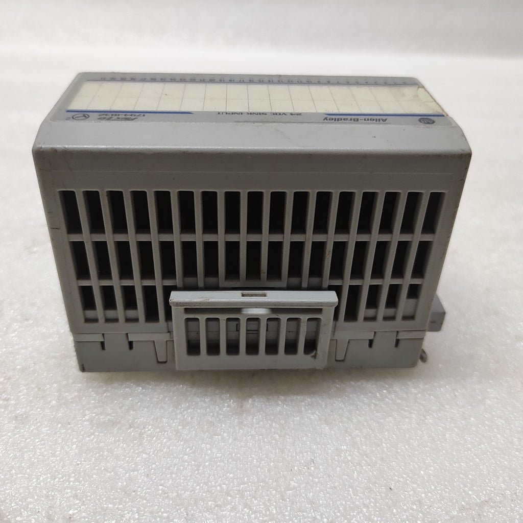 ALLEN BRADLEY CAT 1794-IB32 FLEX I/O DIGITAL INPUT MODULE 1794-TB32 92415471