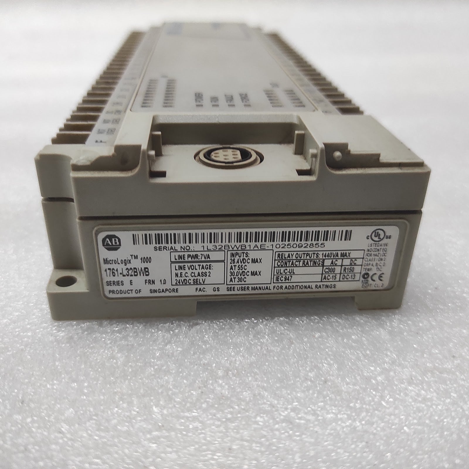 ALLEN BRADLEY MICROLOGIX 1000 CAT 1761-L32BWB DAMAGED