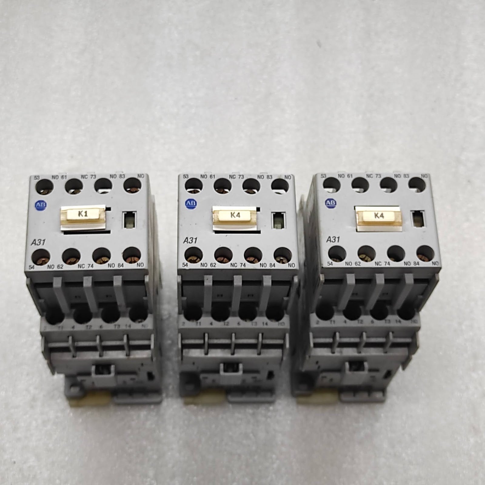 ALLEN BRADLEY 100-C12-10 12AMP CONTACTOR COIL VOLTAGE 48VAC A31 100-F
