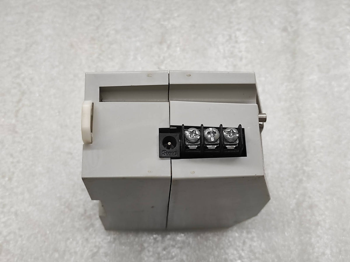 ALLEN BRADLEY 9300-RADM1/B MODEM