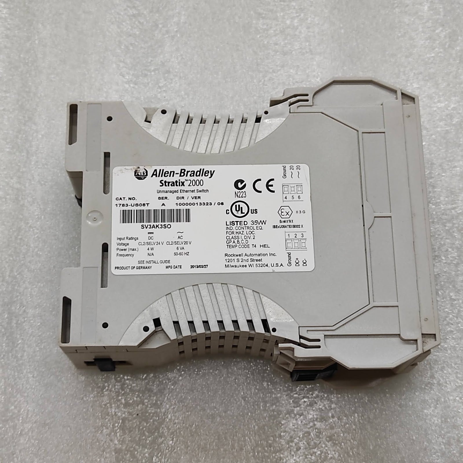 ALLEN BRADLEY STRATIX 2000 CAT 1783-US08T UNMANAGED ETHERNET SWITCH
