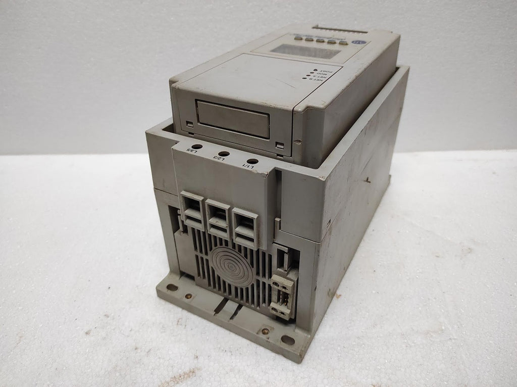 Allen Bradley SMC-FLEX CAT NO 150-F60NBD Series B Motor Controller Soft Starter