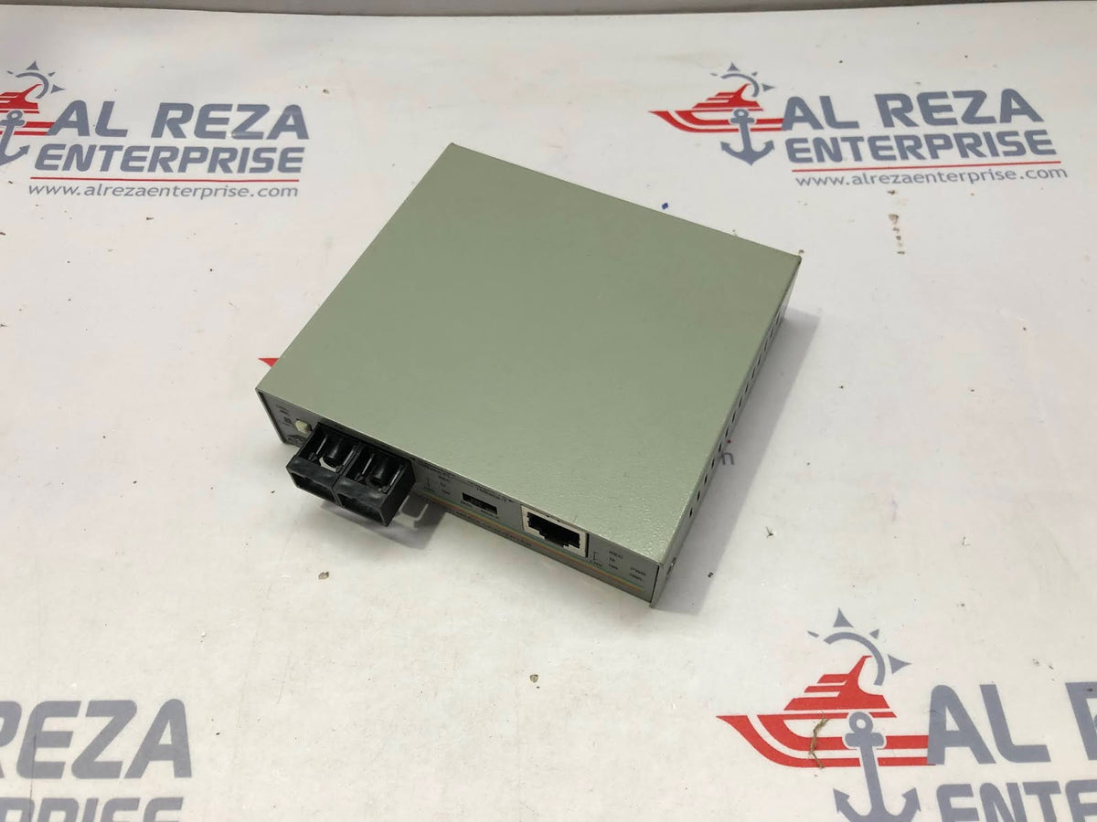 ALLIED TELESIS AT-MC116XL 10/100M AUTO-NEGOTIATION MEDIA CONVERTER 12VDC