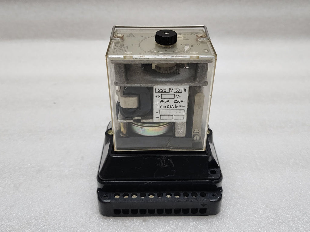 ALSTOM RTS-61 TIME RELAY 220V