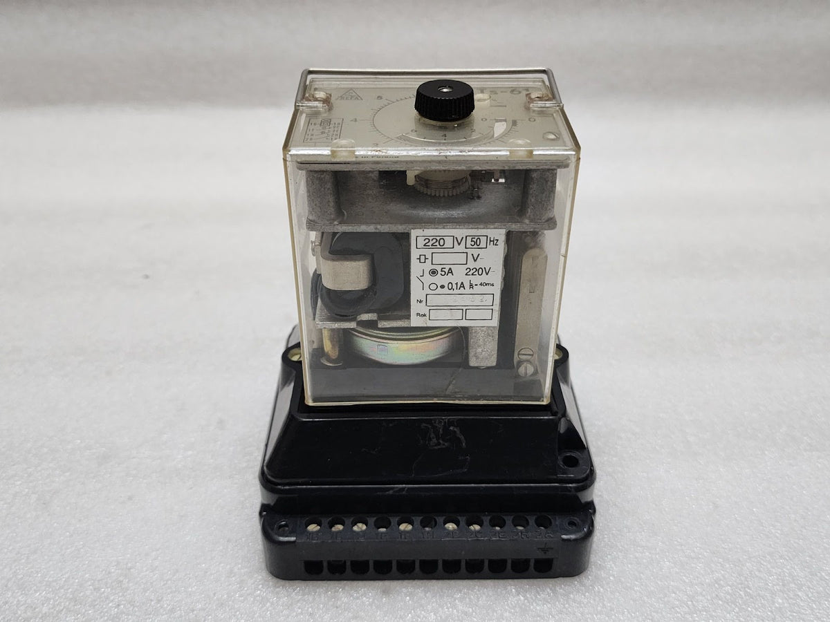 ALSTOM RTS-61 TIME RELAY 220V