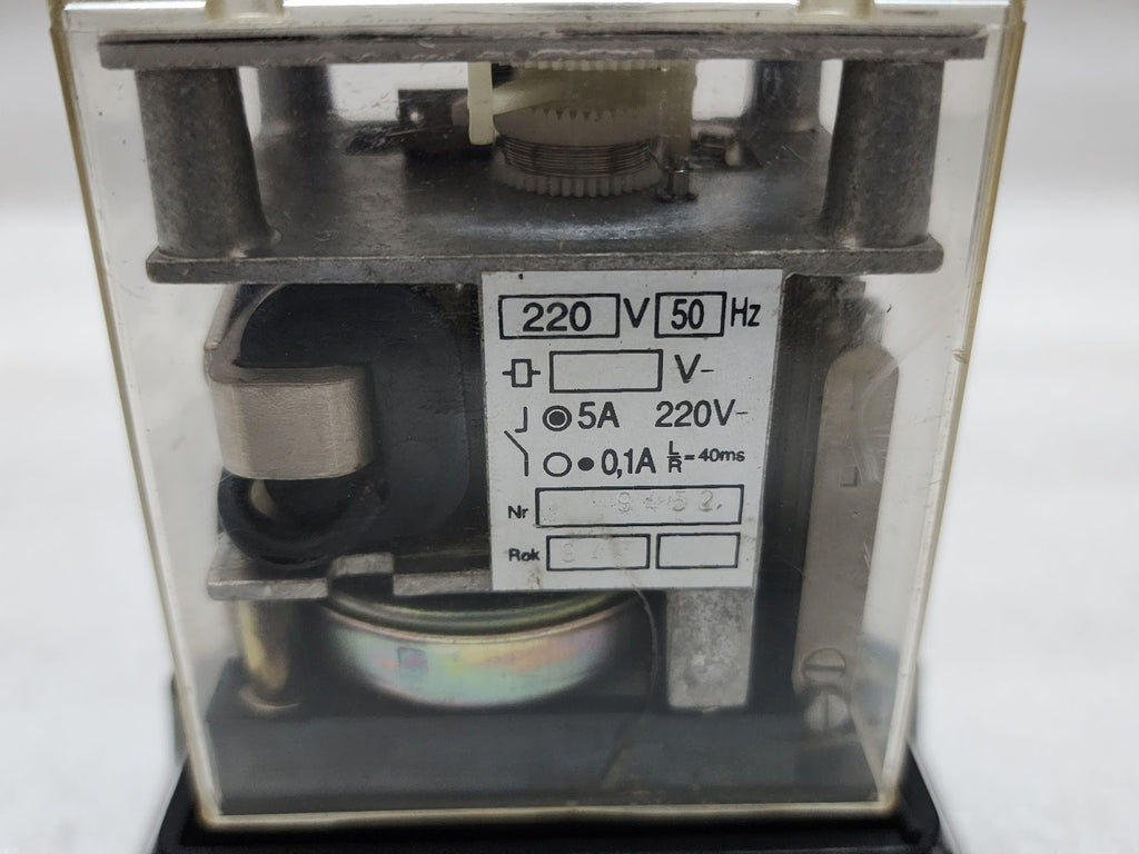 ALSTOM RTS-61 TIME RELAY 220V