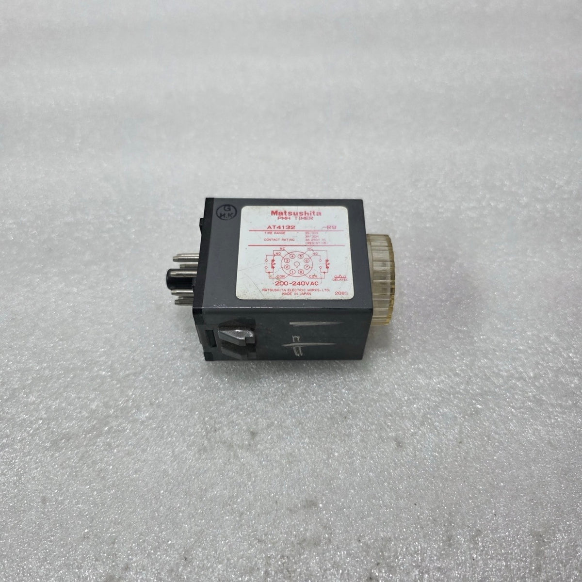 MATSUSHITA AT4132 PMH TIMER RELAY 200-240VAC PRE-OWNED MADE IN JAPAN