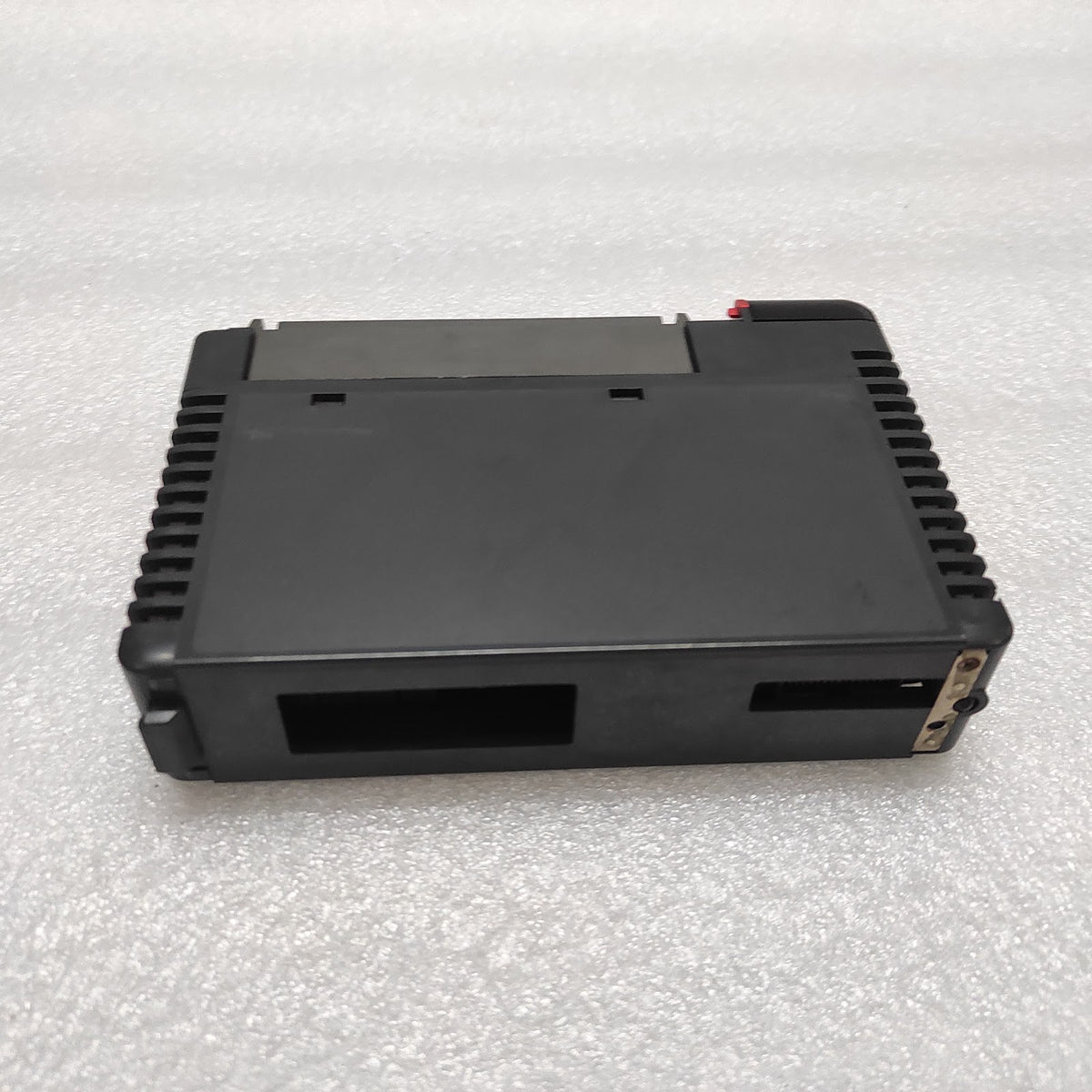 AUTOMATION DIRECT D4-16TR RELAY OUTPUT MODULE