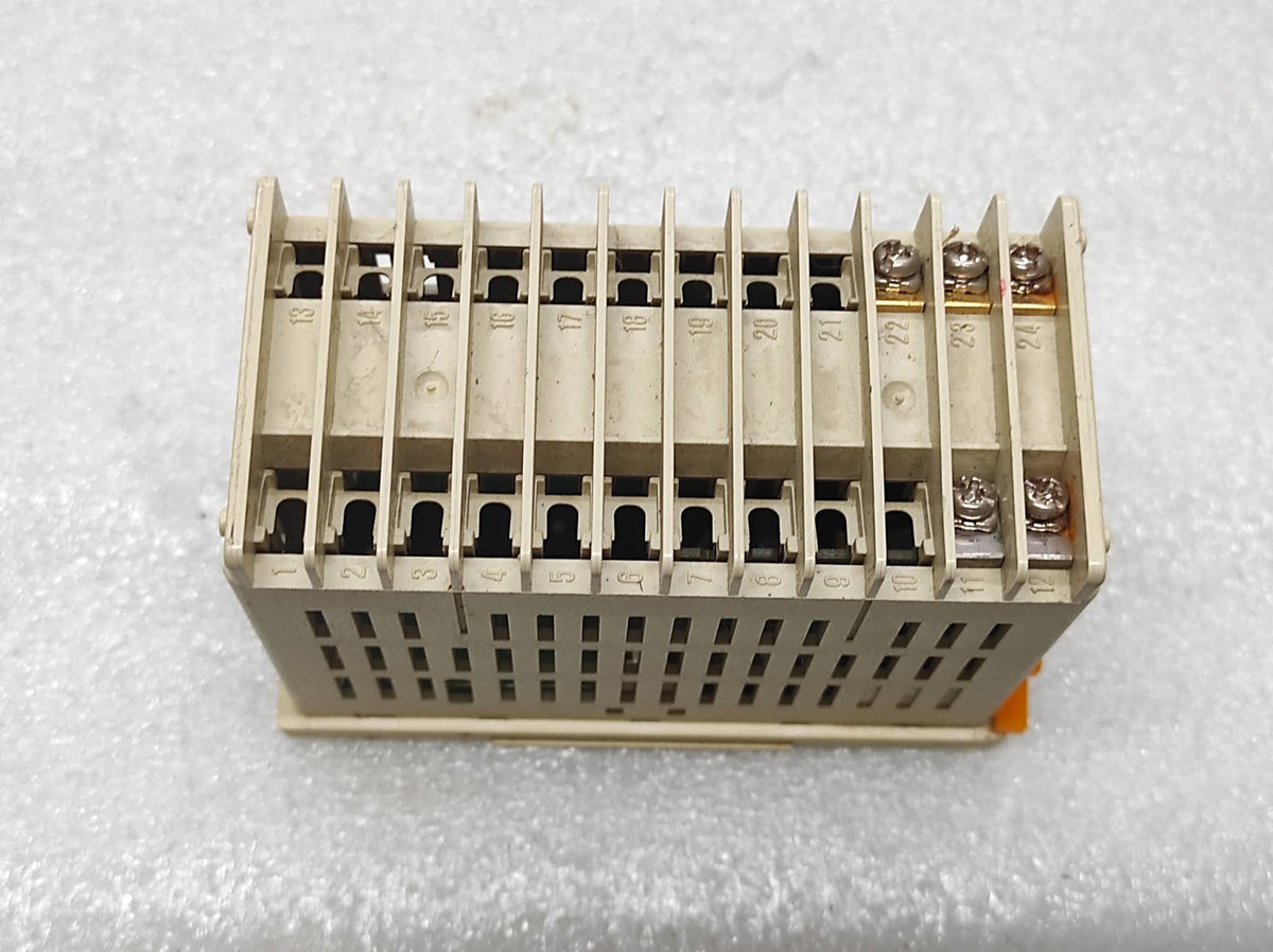 AUTONICS TC4H-N4N TEMPERATURE INDICATOR 100-240VAC