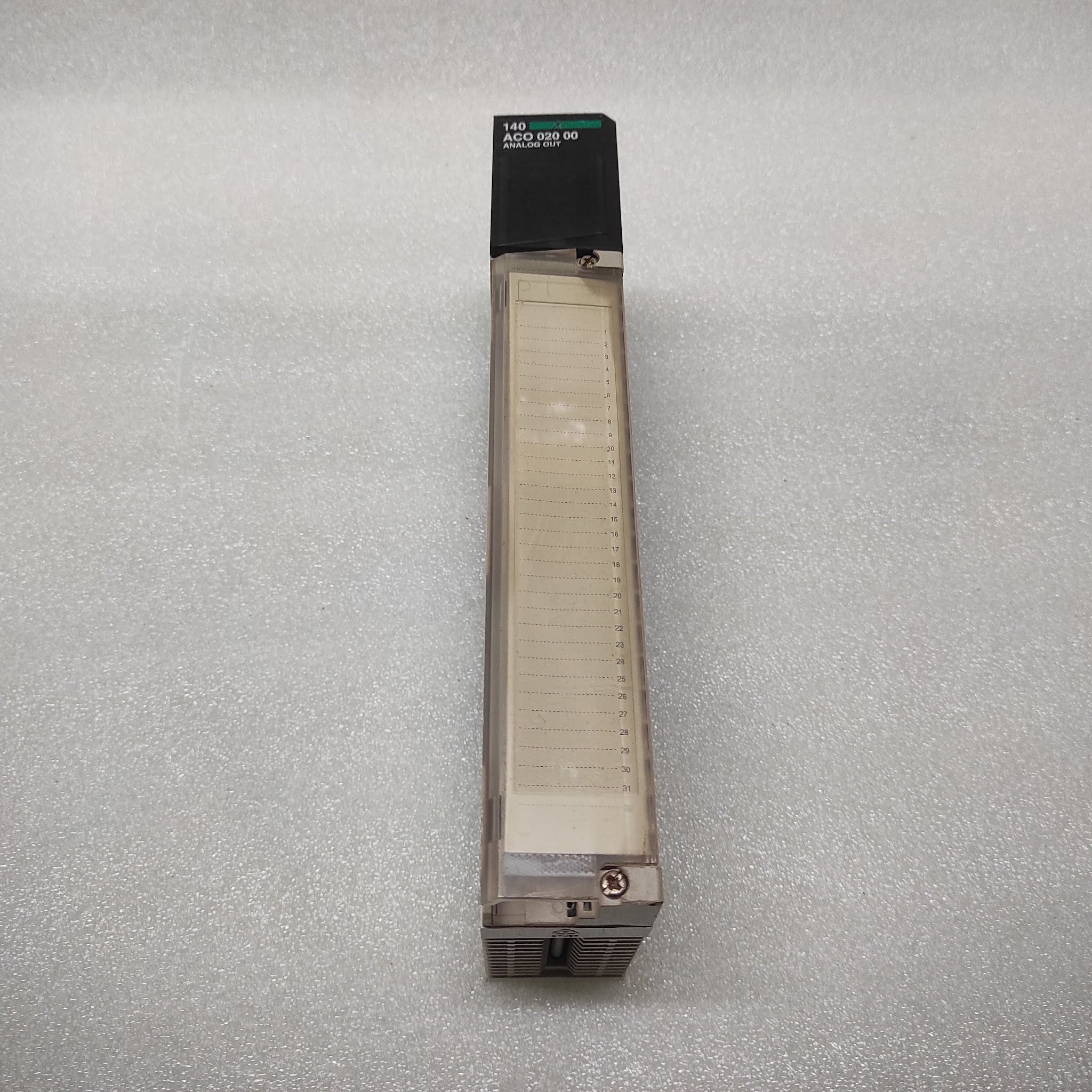 SE 140ACO02000 ANALOG OUTPUT MODULE