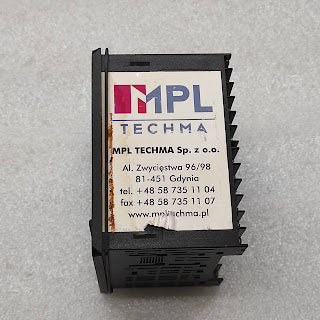 OMRON E5AC-PR4A5M-000 DIGITAL CONTROLLER 100-240VAC E5AC