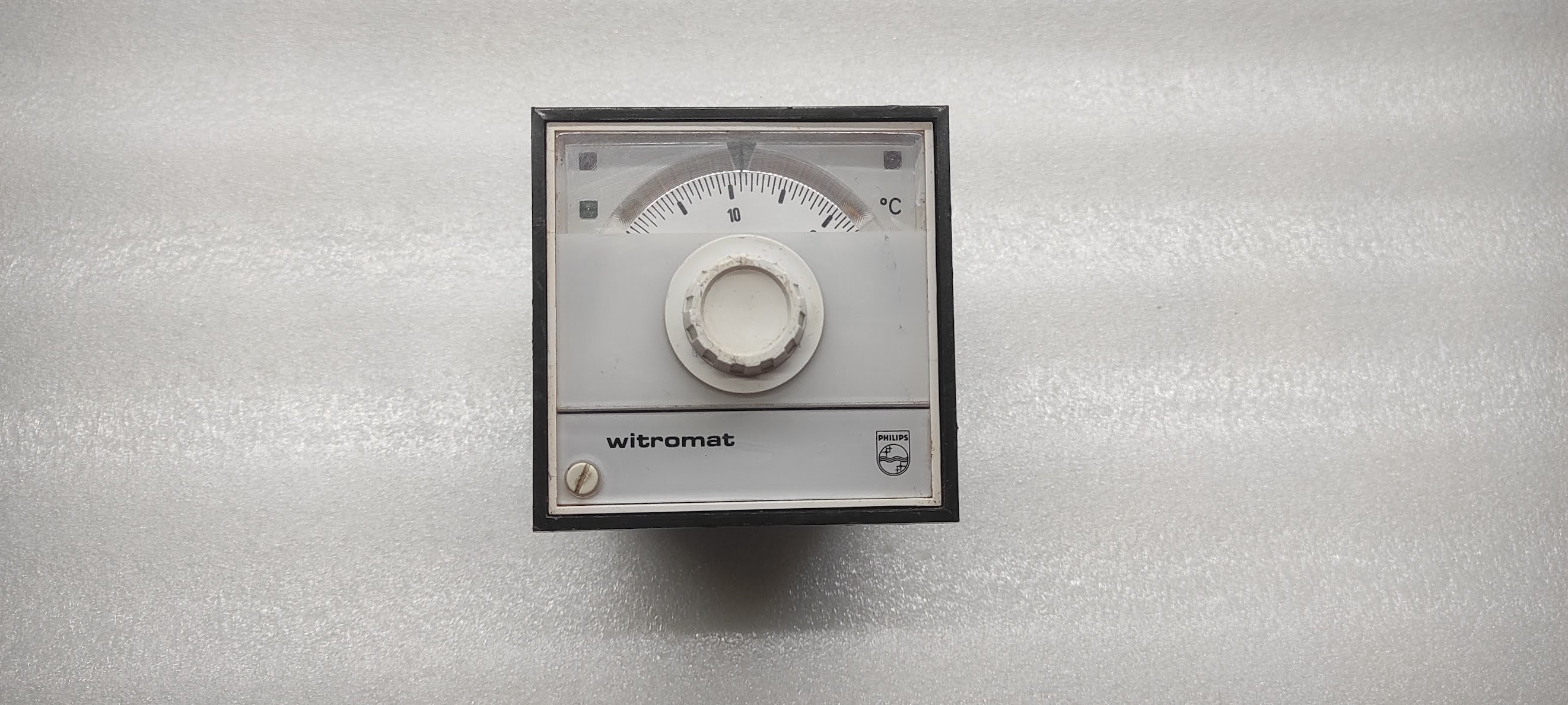 PHILLIPS WITROMAT TEMPERATURE CONTROLLER