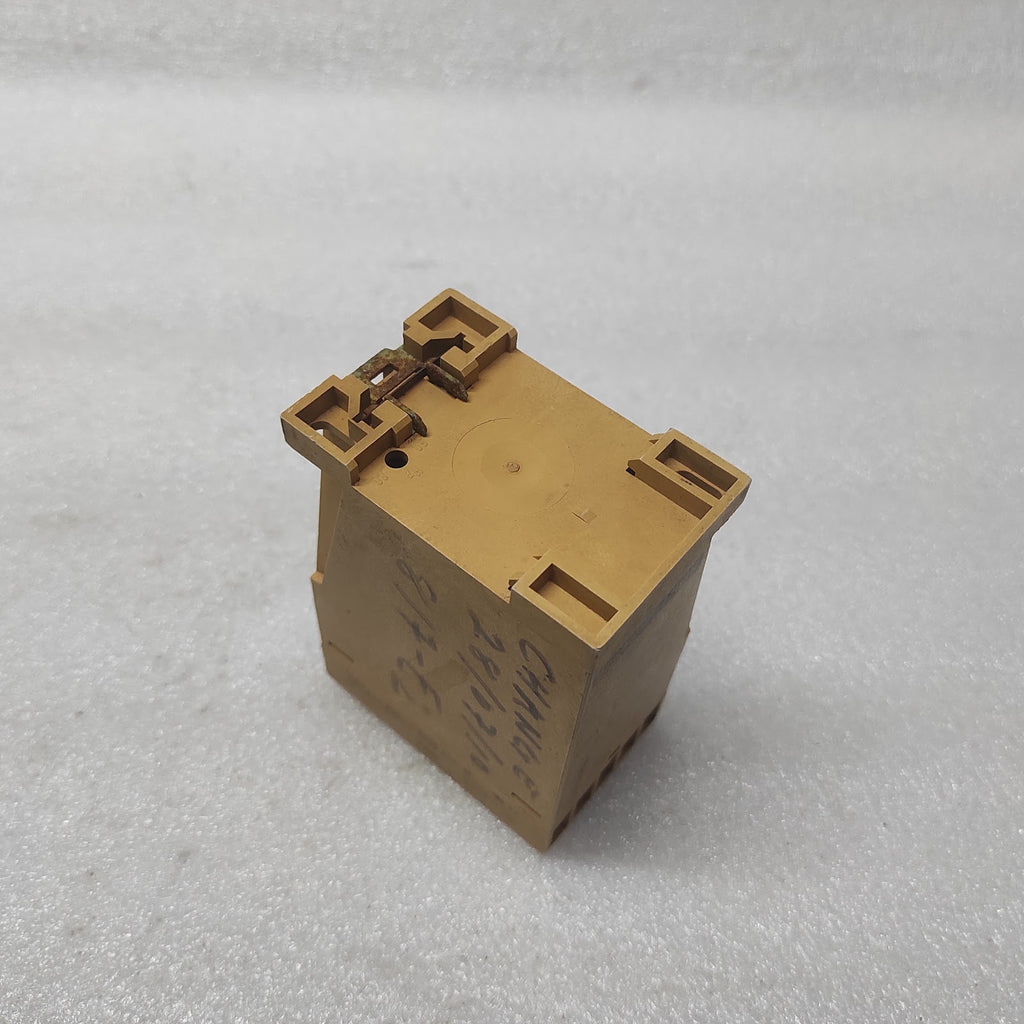 SPRECHER + SCHUH RT 3-A THERMISTOR PROTECTOR RELAY 220-230V
