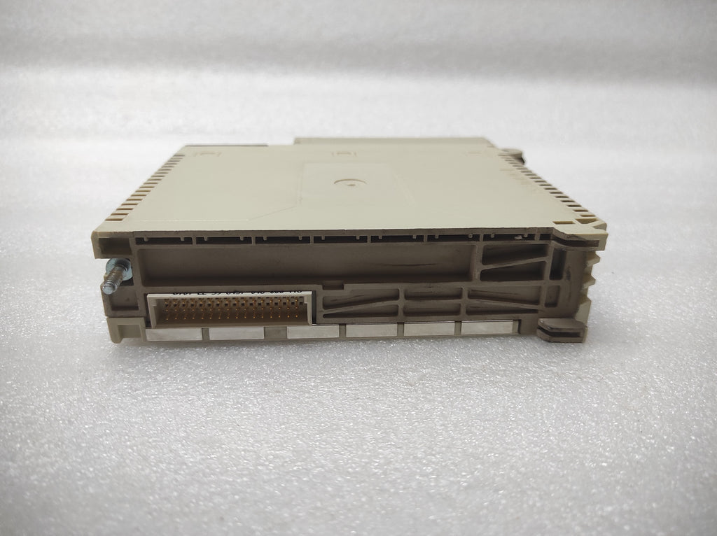 SE TSXDEY16D2 DISCRETE INPUT MODULE