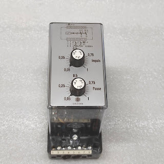 SCHLEICHER MPT 22 TIMER RELAY P082612 24V