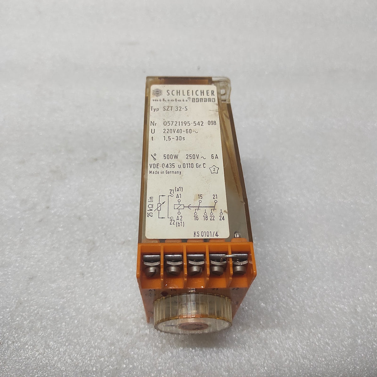 SCHLEICHER SZT 32-S TIME RELAY 220V 1.5-30S