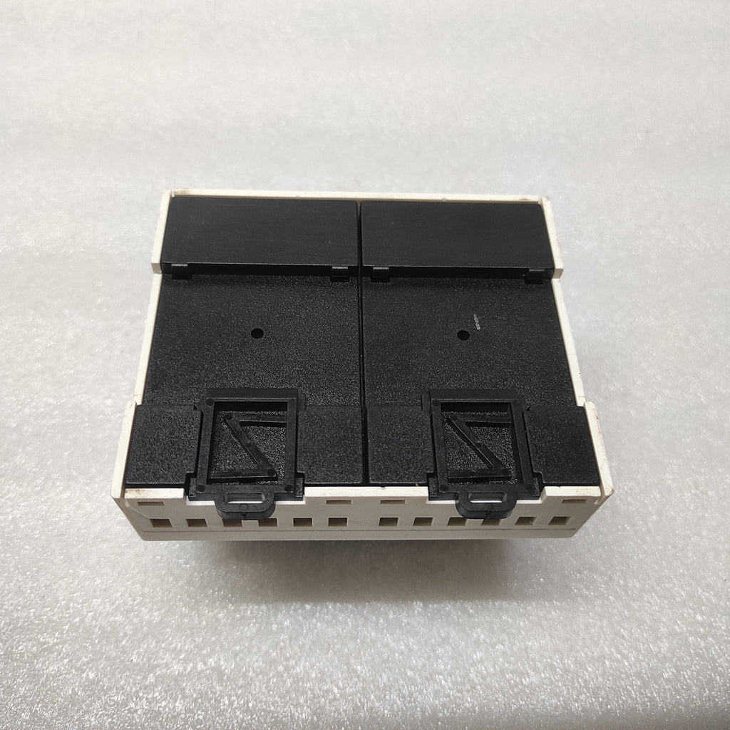 AB REGIN AQUA24A2/D TEMPERATURE CONTROLLER