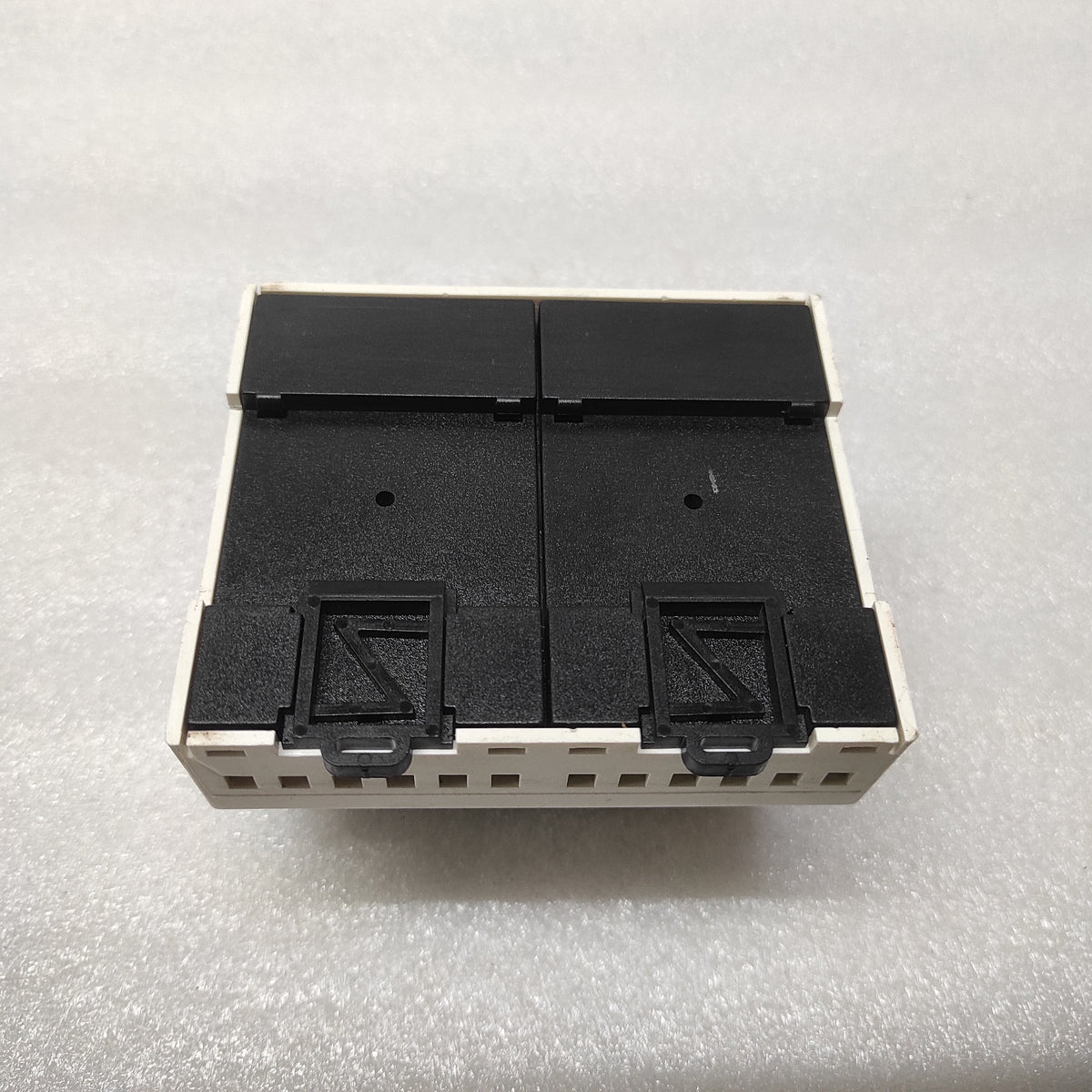 AB REGIN AQUA24A2/D TEMPERATURE CONTROLLER