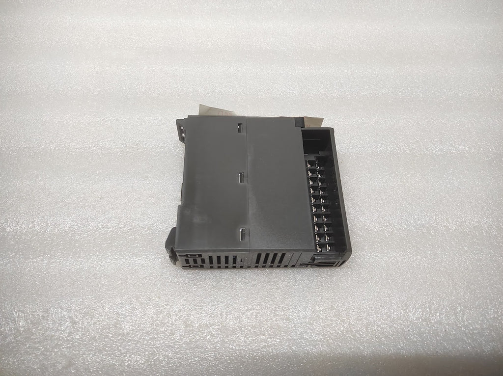 FUJI NP1AXH98I-MR 8-CHANNEL ANALOG  INPUT MODULE