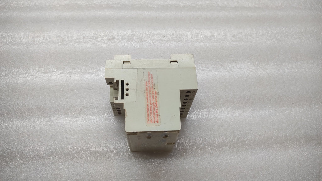 MERLIN GERIN VIGIREX RH328AP RELAY